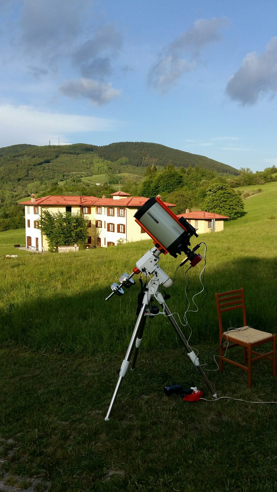 Il complesso aberghiero La Pernice Rossa, località Roncassi, Menconìco (PV)